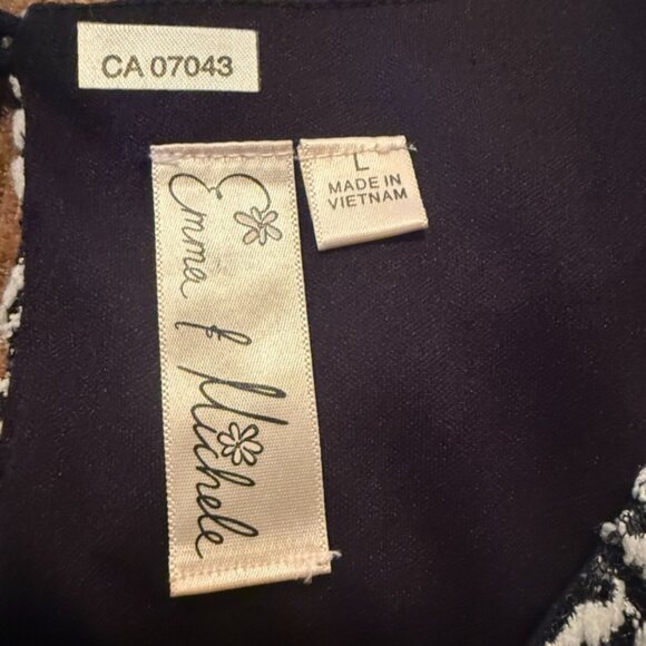 Cute Lace Mini Dress White and Navy - Picture 4 of 4